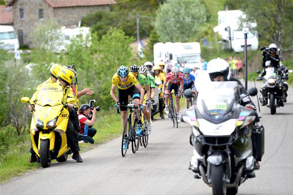 Chris Froome attacking